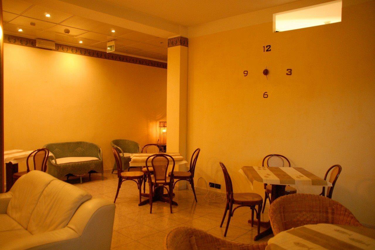 Hotel Arno Rimini Exteriör bild